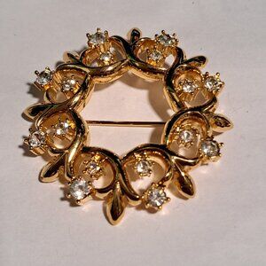 D'orlan wreath brooch with diamond like stones vintage